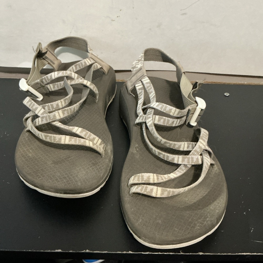 Chaco Womens Z Cloud Gray White Strappy Hiking Sandals Size 10